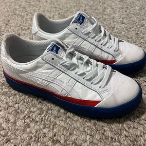 Onitsuka Tiger by Asics white with blue sole 37